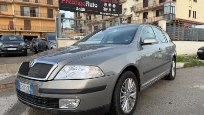 Usata Skoda Octavia Elegance 140 CV (102 kW) 2007 Giallo Berlina