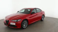 Rosso Usata 2023 Alfa Romeo Giulia Sprint Sprint Coupé | 36.199 € (Buon prezzo)