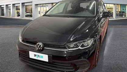 Usata VW Polo Life 95 CV (69 kW) 2023 Nero Utilitaria