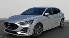 Argento metallizzato Usata 2024 Ford Focus ST-Line Tre volumi | 22.500 € (Buon prezzo)
