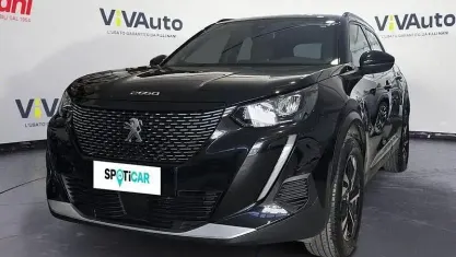 Usata Peugeot 2008 Allure 102 CV (75 kW) 2023 Nero SUV
