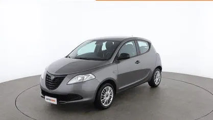 Grigio Usata 2015 Lancia Ypsilon Due volumi | 7999 € (Buon prezzo)