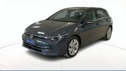 Usata VW Golf VIII Style 150 CV (110 kW) 2025 Grigio / pastello Berlina