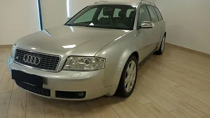 Grigio Usata 2000 Audi A6 Design Station wagon | 8800 €