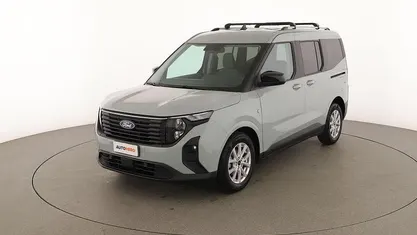 Usata Ford Tourneo Courier Titanium 125 CV (91 kW) 2024 Grigio Monovolume