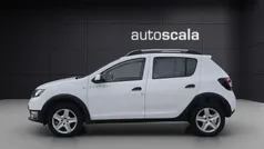 Bianco Usata 2016 Dacia Sandero Stepway Due volumi | 6490 € (Buon prezzo)