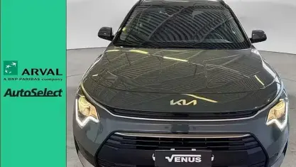 Usata Kia Niro Style 129 CV (94 kW) 2024 Verde SUV