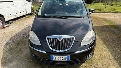 Usata Lancia Musa S 95 CV (69 kW) 2010 Blu Monovolume