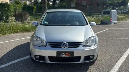 Usata VW Golf V Comfortline 102 CV (75 kW) 2007 Grigio Berlina