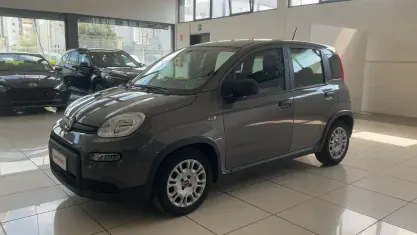 Usata Fiat Panda 69 CV (50 kW) 2022 Grigio Utilitaria