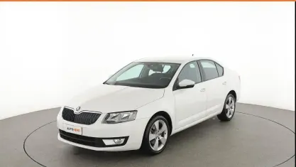 Usata Skoda Octavia Style 150 CV (110 kW) 2015 Bianco Station wagon