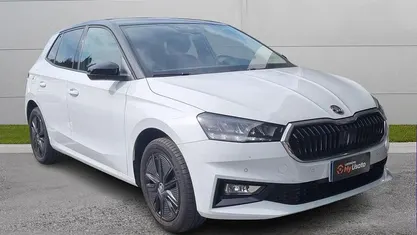 Usata Skoda Fabia Selection 80 CV (58 kW) 2025 Bianco luna metallizzato nero tulipano perlato Utilitaria