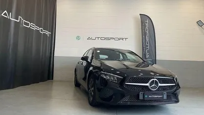 Usata Mercedes A180 Advanced 136 CV (100 kW) 2024 Nero Berlina