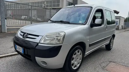 Usata Peugeot Partner 90 CV (66 kW) 2007 Argento Monovolume