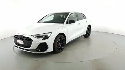 Nuova Audi A3 Sportback e-tron S-Line 272 CV (200 kW) 2025 Bianco Utilitaria