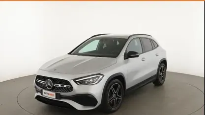 Usata Mercedes GLA200 AMG line 150 CV (110 kW) 2022 Argento SUV