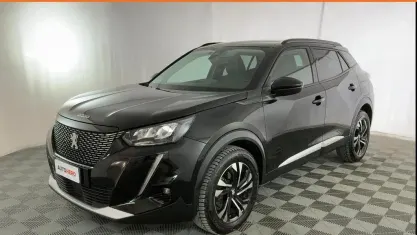 Käytetty Peugeot 2008 Allure 131 HP (96 kW) 2021 Musta Katumaasturi