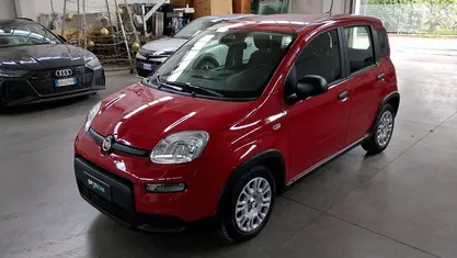 Usata Fiat Panda S 69 CV (50 kW) 2024 Rosso Utilitaria