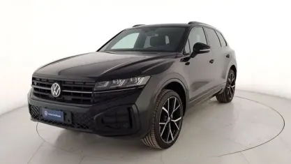 Nuova VW Touareg R-line 231 CV (169 kW) 2026 Nero metallizzato SUV