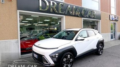 Käytetty Hyundai Kona 120 HP (88 kW) 2023 Valkoinen Katumaasturi