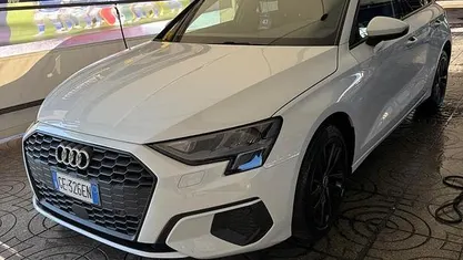 Usata Audi A3 S-Line 150 CV (110 kW) 2021 Bianco Berlina
