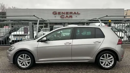 Grigio Usata 2019 VW Golf Business Tre volumi | 14.500 € (Super prezzo)