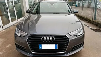 Usata Audi A4 Business 150 CV (110 kW) 2017 Grigio Station wagon