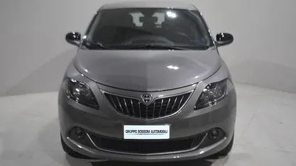 Grigio Usata 2024 Lancia Ypsilon S Due volumi | 14.300 € (Buon prezzo)