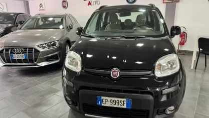 Usata Fiat Panda 4x4 S 75 CV (55 kW) 2013 Nero Utilitaria