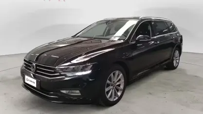 Usata VW Passat Business 150 CV (110 kW) 2022 Grigio Station wagon