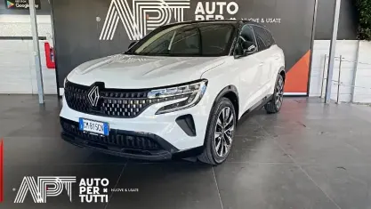 Usata Renault Austral Techno 199 CV (146 kW) 2023 Other SUV