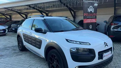Bianco Usata 2018 Citroën C4 PureTech SUV | 8900 € (Ottimo prezzo)