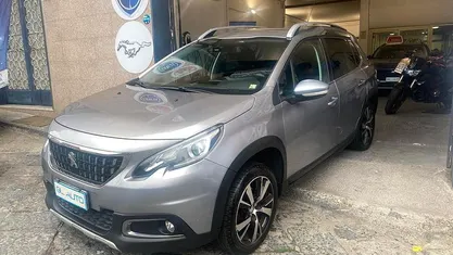 Grigio Usata 2016 Peugeot 2008 Allure SUV | 9900 € (Buon prezzo)