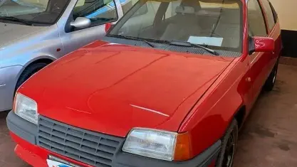 Usata Opel Kadett 75 CV (55 kW) 1988 Rosso Utilitaria