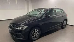 Nero Usata 2023 VW Polo Life Tre volumi | 19.200 € (Buon prezzo)