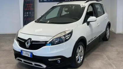 Usata Renault Scénic III 110 CV (80 kW) 2013 Bianco Monovolume