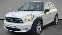 Bianco Usata 2015 Mini Cooper D Countryman Business SUV | 14.500 € (Molto cara)