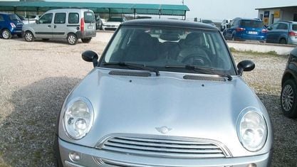 Usata Mini Cooper 116 CV (85 kW) 2004 Grigio Utilitaria