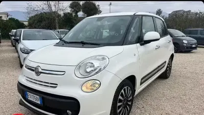 Usata Fiat 500L Pop Star 95 CV (69 kW) 2015 Bianco Monovolume