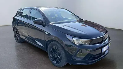 Nero Usata 2024 Opel Grandland X Edition SUV | 22.180 € (Buon prezzo)