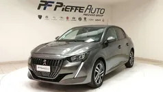 Grigio platimun Usata 2021 Peugeot 208 Allure Due volumi | 15.900 € (Buon prezzo)