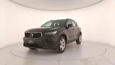 Nero Usata 2021 Volvo XC40 Momentum SUV | 23.900 € (Buon prezzo)