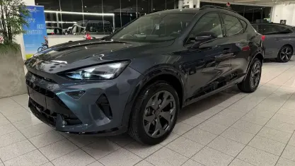 Usata Cupra Formentor 150 CV (110 kW) 2025 Fiord blue pastello SUV
