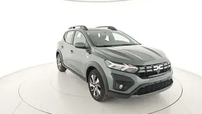 Uusi Dacia Sandero Expression 101 HP (74 kW) 2026 Peessi Viistoperä