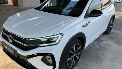 Begagnad VW Taigo R-line 110 HK (80 kW) 2023 Vit SUV