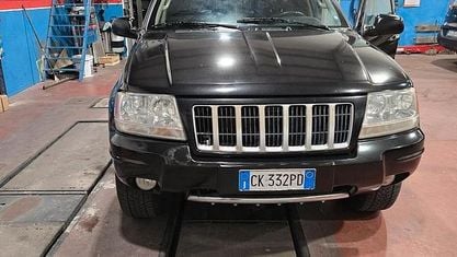 Usata Jeep Grand Cherokee Limited 163 CV (119 kW) 2004 Nero SUV