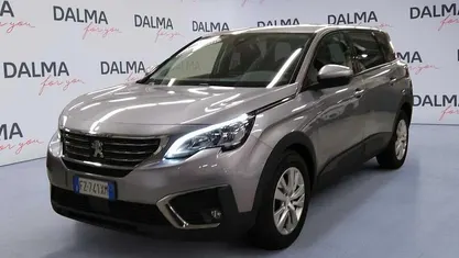 Grigio Usata 2020 Peugeot 5008 Business-Line SUV | 21.900 € (Buon prezzo)