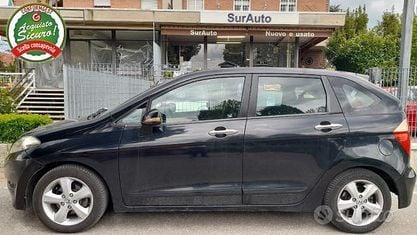 Usata Honda FR-V Comfort Plus 140 CV (102 kW) 2008 Nero metallizzato Monovolume