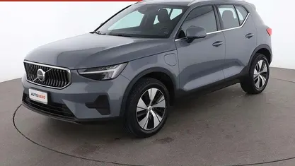 Usata Volvo XC40 Core 211 CV (155 kW) 2023 Grigio SUV