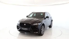 Usata 2018 Jaguar F-Pace R-Sport SUV | 19.900 € (Buon prezzo)